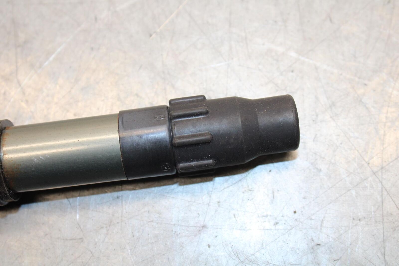 2015 Kawasaki Ninja 300 EX300 IGNITION COILS COIL SPARK PLUG CAPS BB61