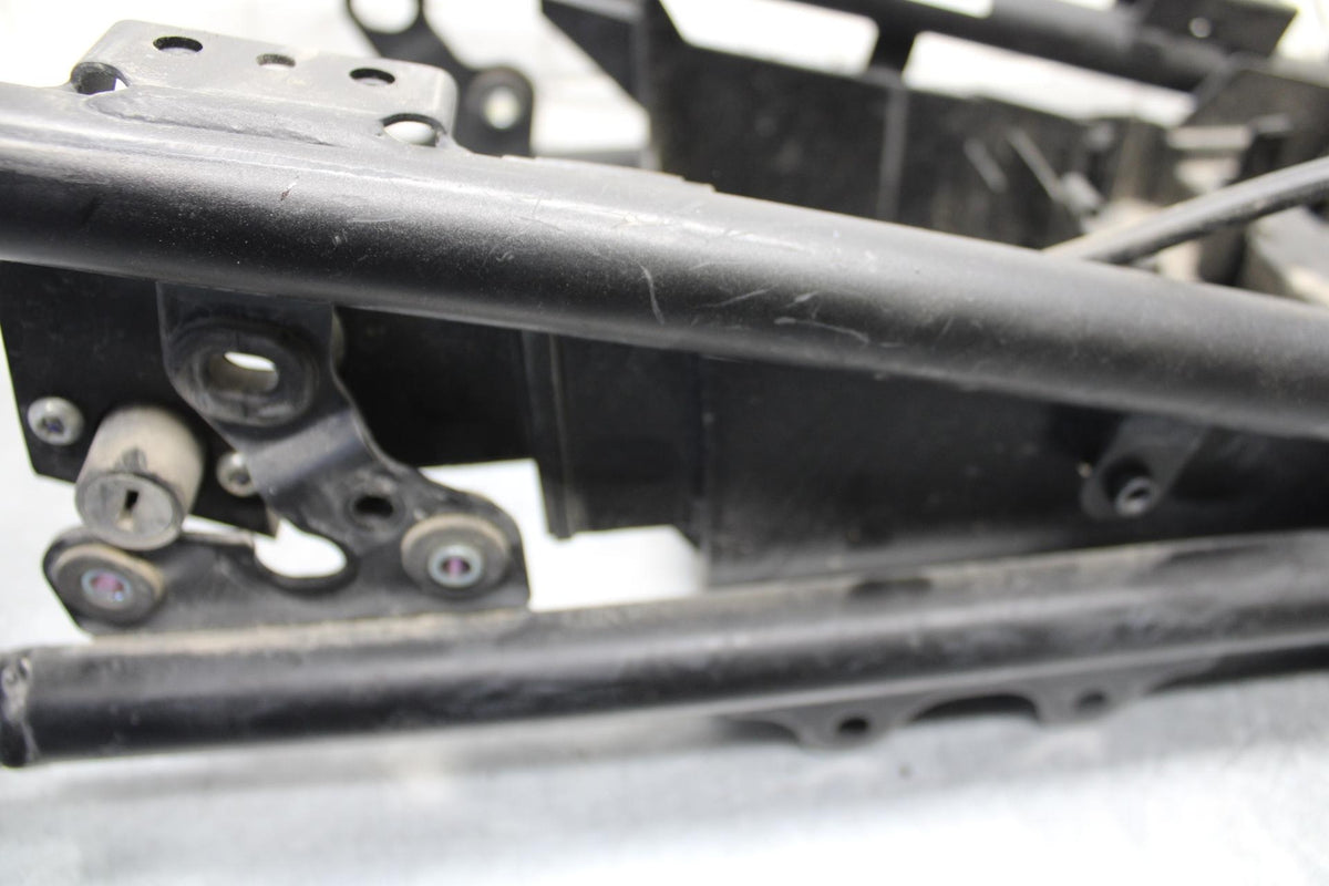 2012 Yamaha FZ8 REAR BACK TAIL SUBFRAME SUB FRAME BB550