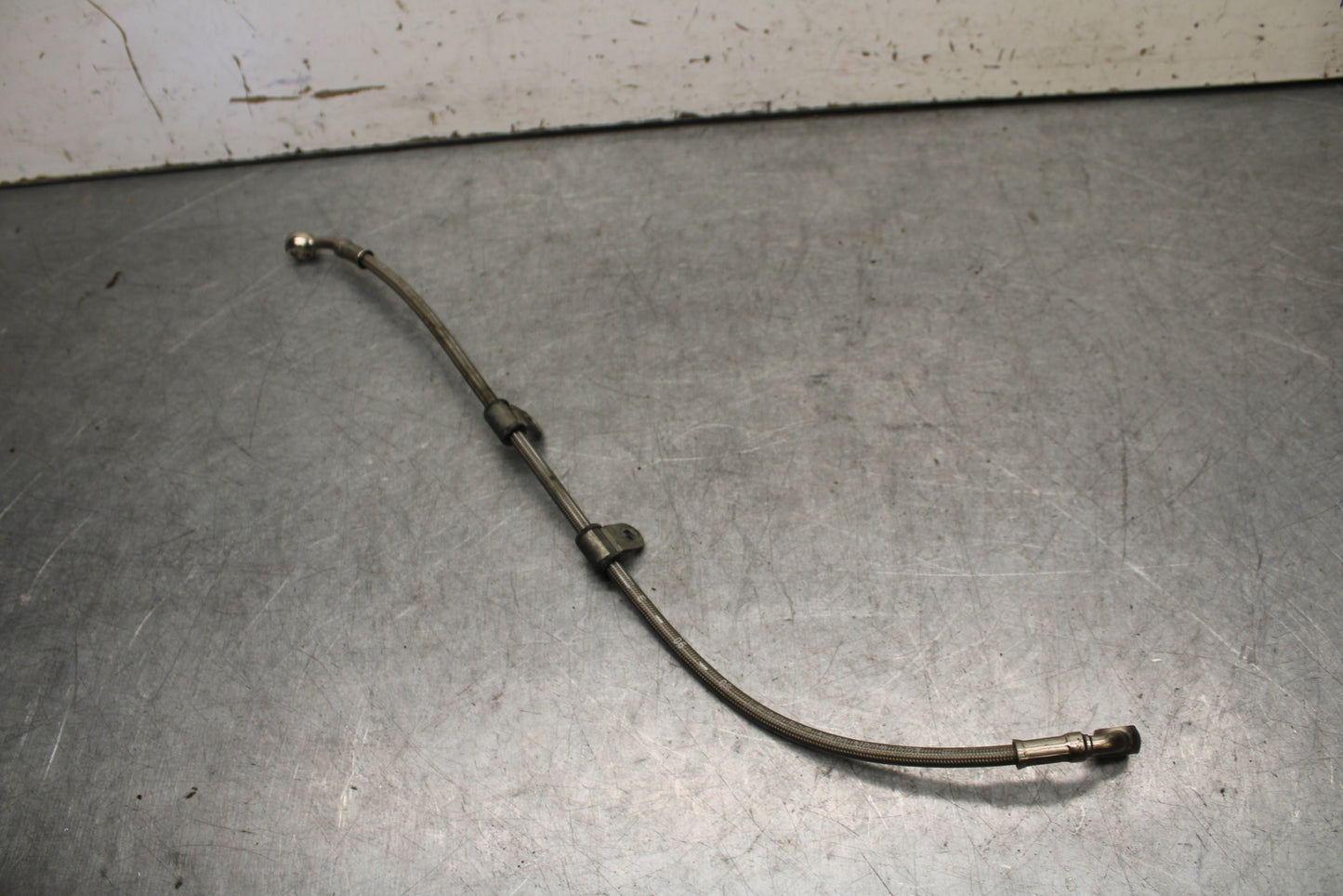 09-11 TRIUMPH DAYTONA 675 REAR BACK BRAKE HOSE FLUID LINE BB652