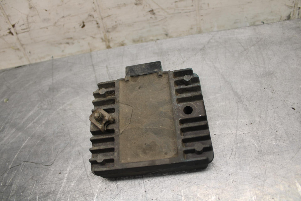 03-04 YAMAHA YZF R6  RECTIFIER VOLTAGE REGULATOR BB481