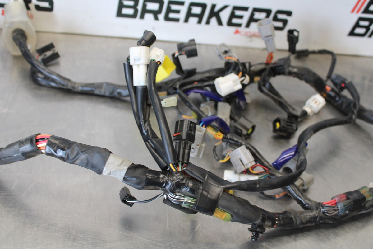 15-26 SUZUKI GSXR600 MAIN ENGINE WIRING HARNESS MOTOR WIRE LOOM BB888