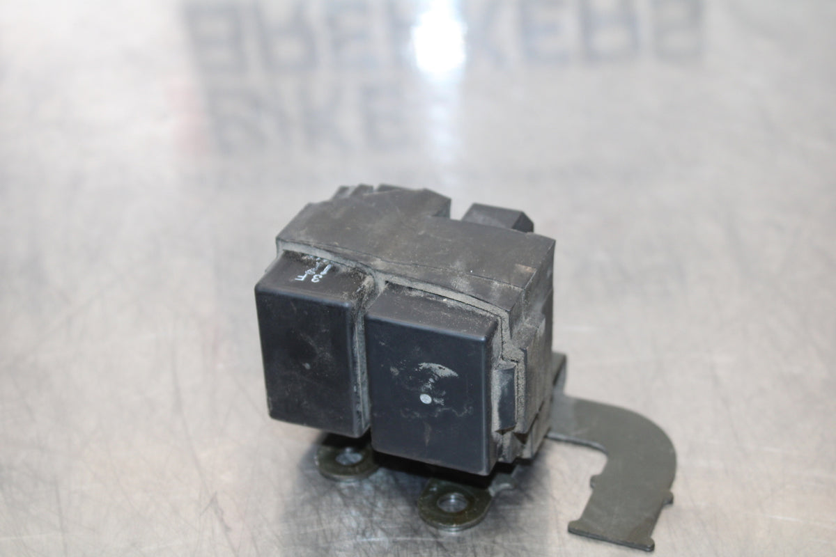 04 YAMAHA ROAD STAR XV1700A RELAY SET PAIR BB155