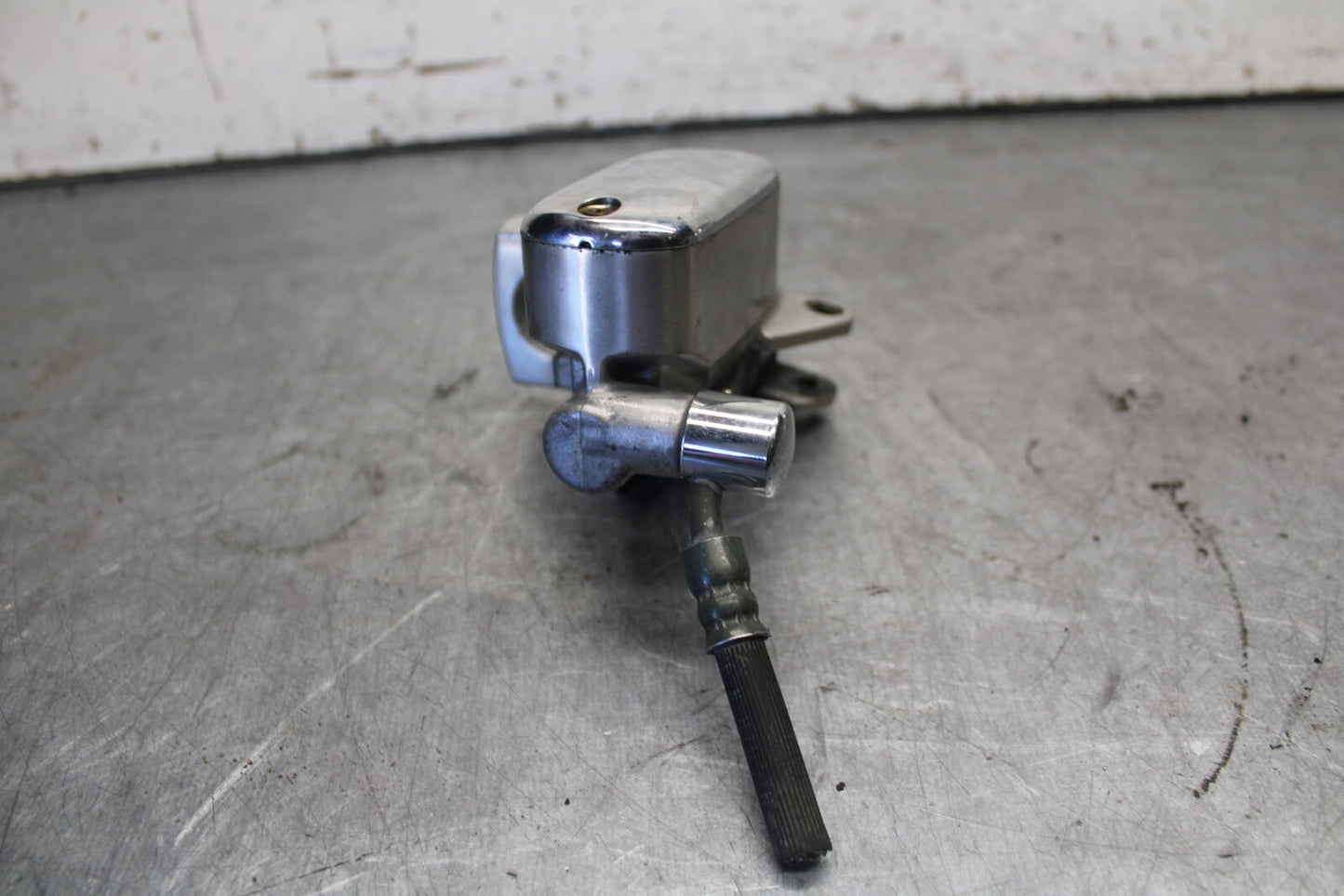 05-06 YAMAHA ROYAL STAR FRONT BRAKE MASTER CYLINDER BB697