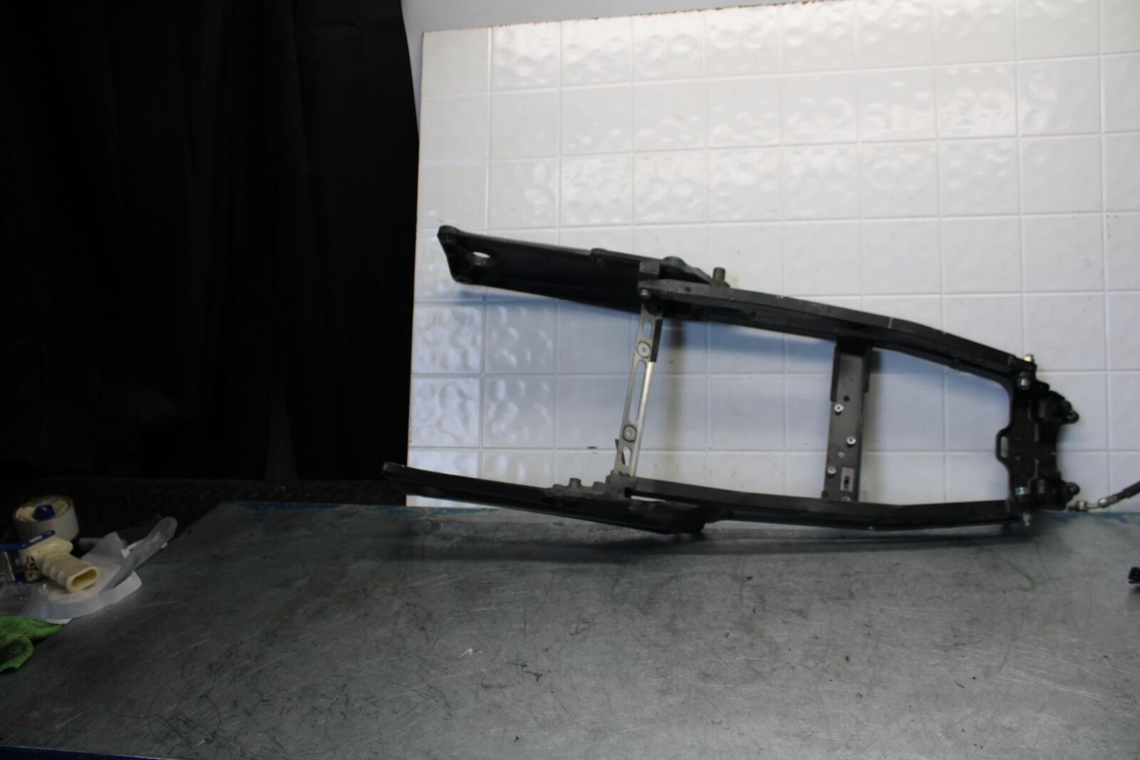 06-07 KAWASAKI NINJA ZX14R REAR SUBFRAME BACK SUB FRAMEBB433