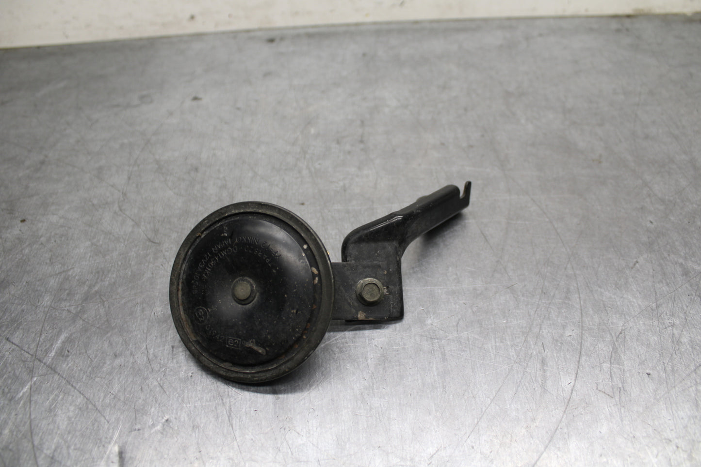00-01 YAMAHA YZF R1 HORN SIGNAL BB755