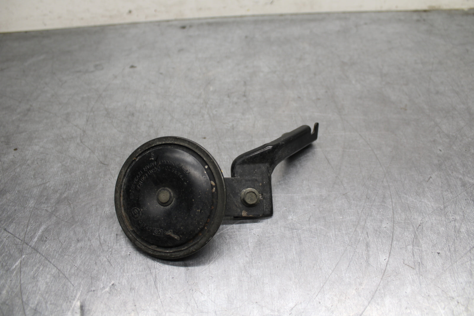 00-01 YAMAHA YZF R1 HORN SIGNAL BB755