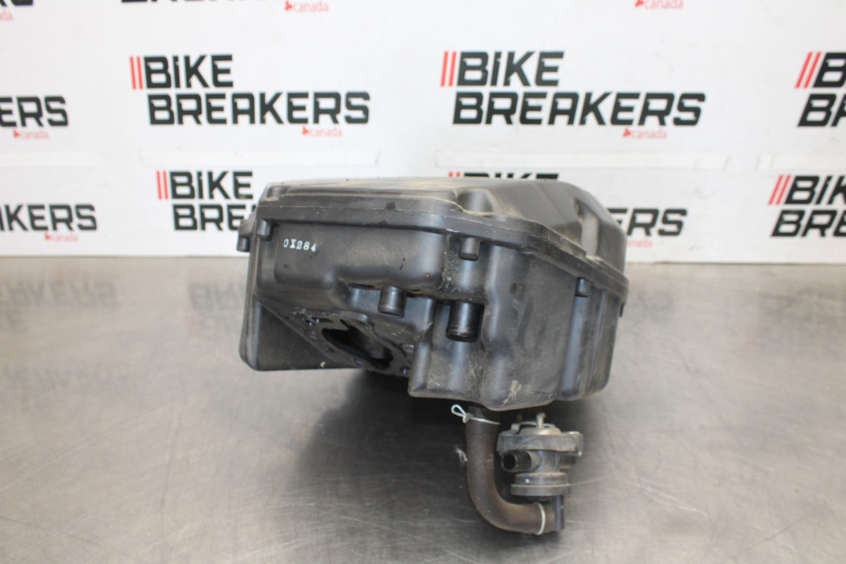 98-05 HONDA SUPER HAWK 1000 VTR1000F AIRBOX AIR INTAKE FILTER BOX BB924