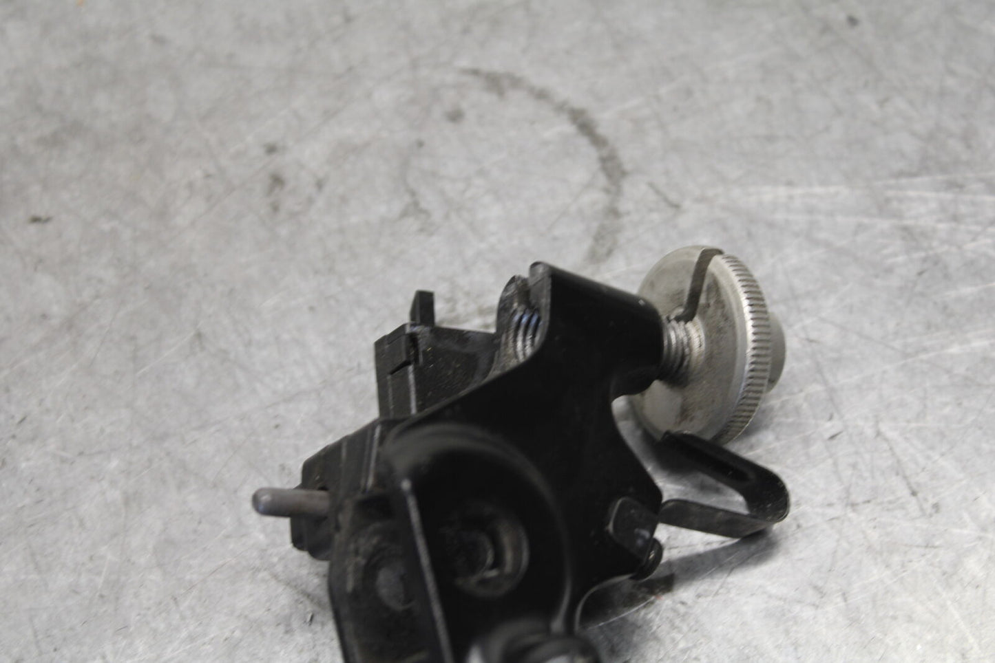 13-18 KAWASAKI NINJA ZX6R CLUTCH LEVER PERCH MOUNT BRACKET BB682