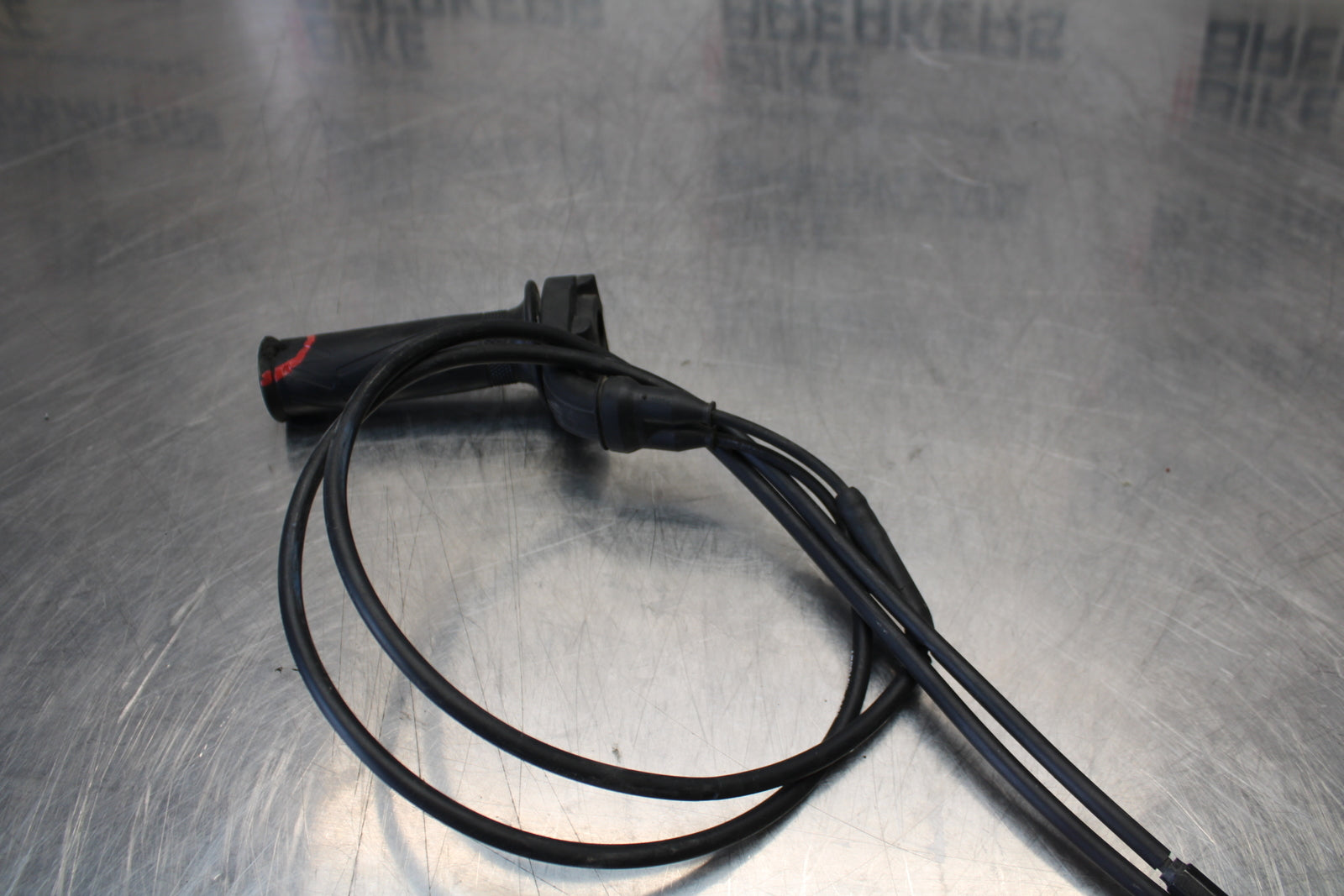 14-17 YAMAHA FZ07 THROTTLE CABLE LINE HOUSING GUIDE BB162