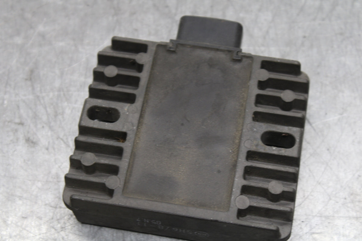 06 YAMAHA YZF R6 RECTIFIER VOLTAGE REGULATOR 4XY-81960-00-00 BB716