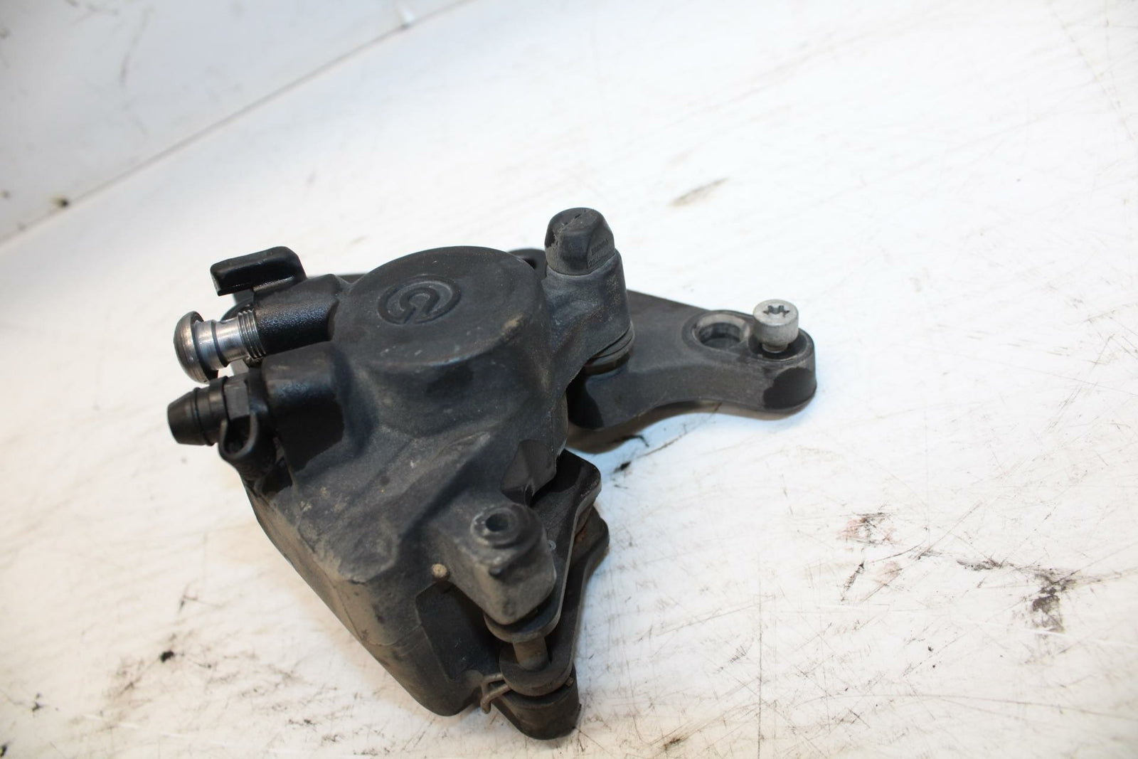 06-12 BMW F800ST REAR BACK BRAKE CALIPER W MOUNT BRACKET BB291