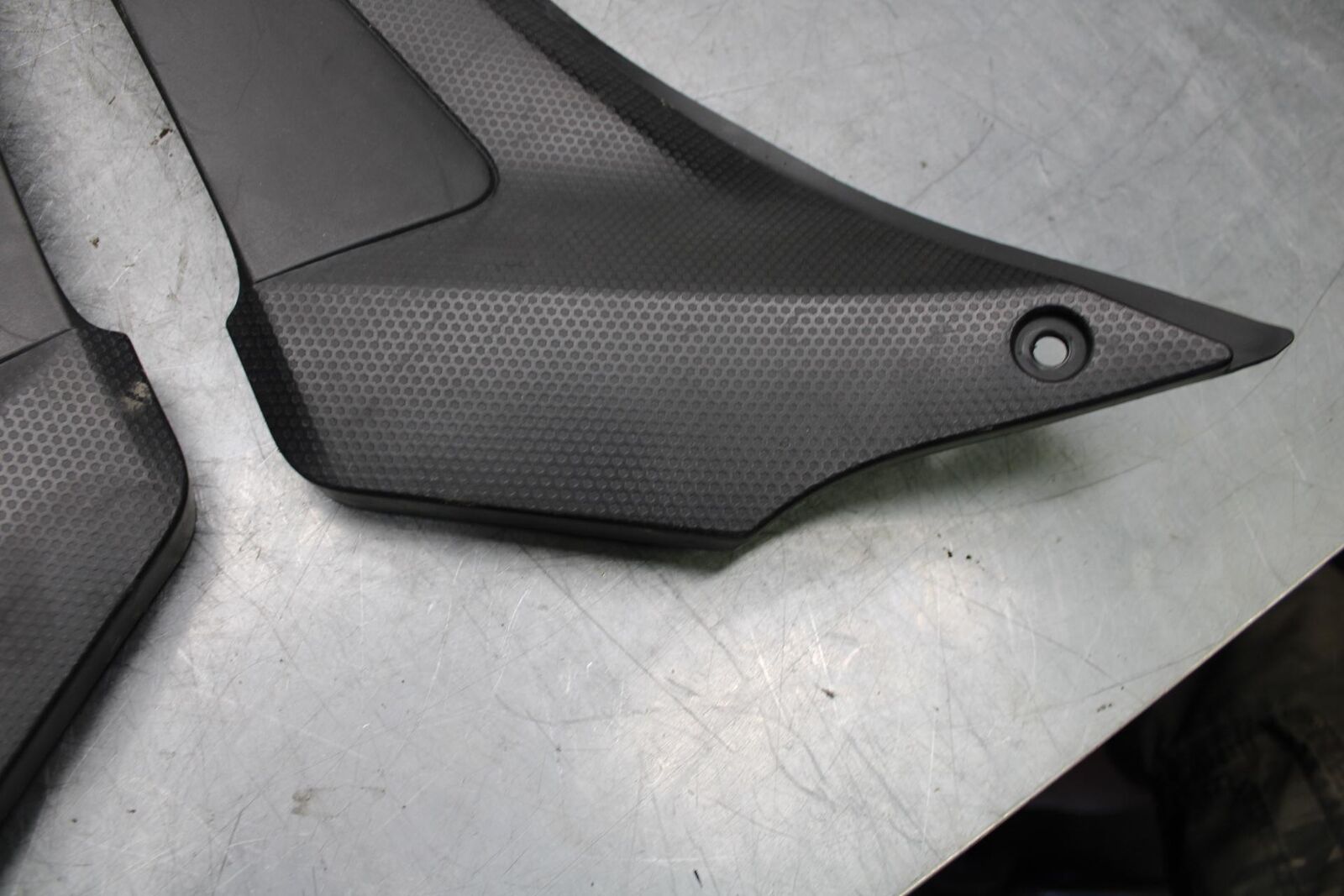 2015 Yamaha YZF R3 SEAT GAS FUEL TANK PANELS COVERS TRIM SET COWLS 