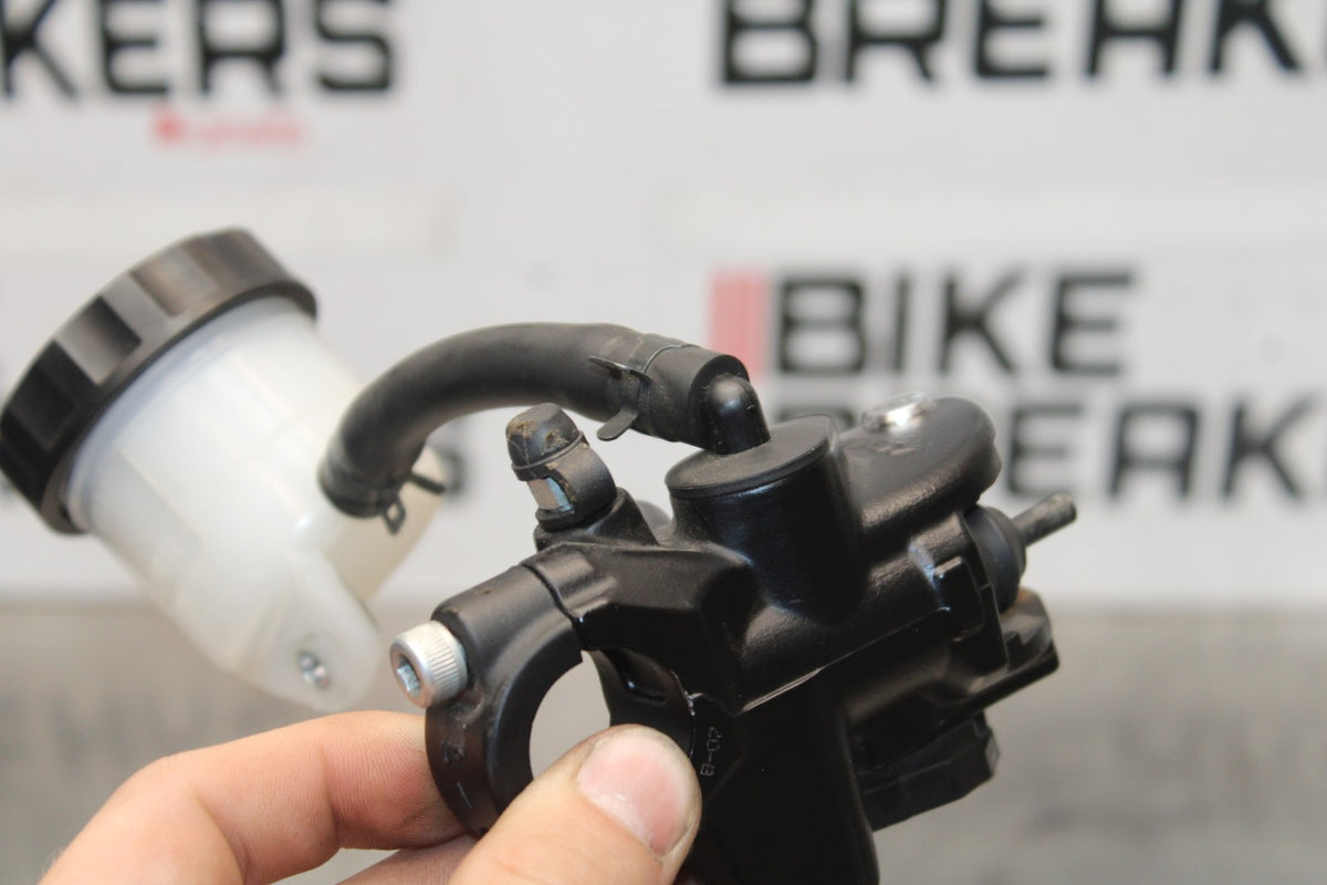 08 KAWASAKI NINJA ZX10R FRONT BRAKE MASTER CYLINDER BB902