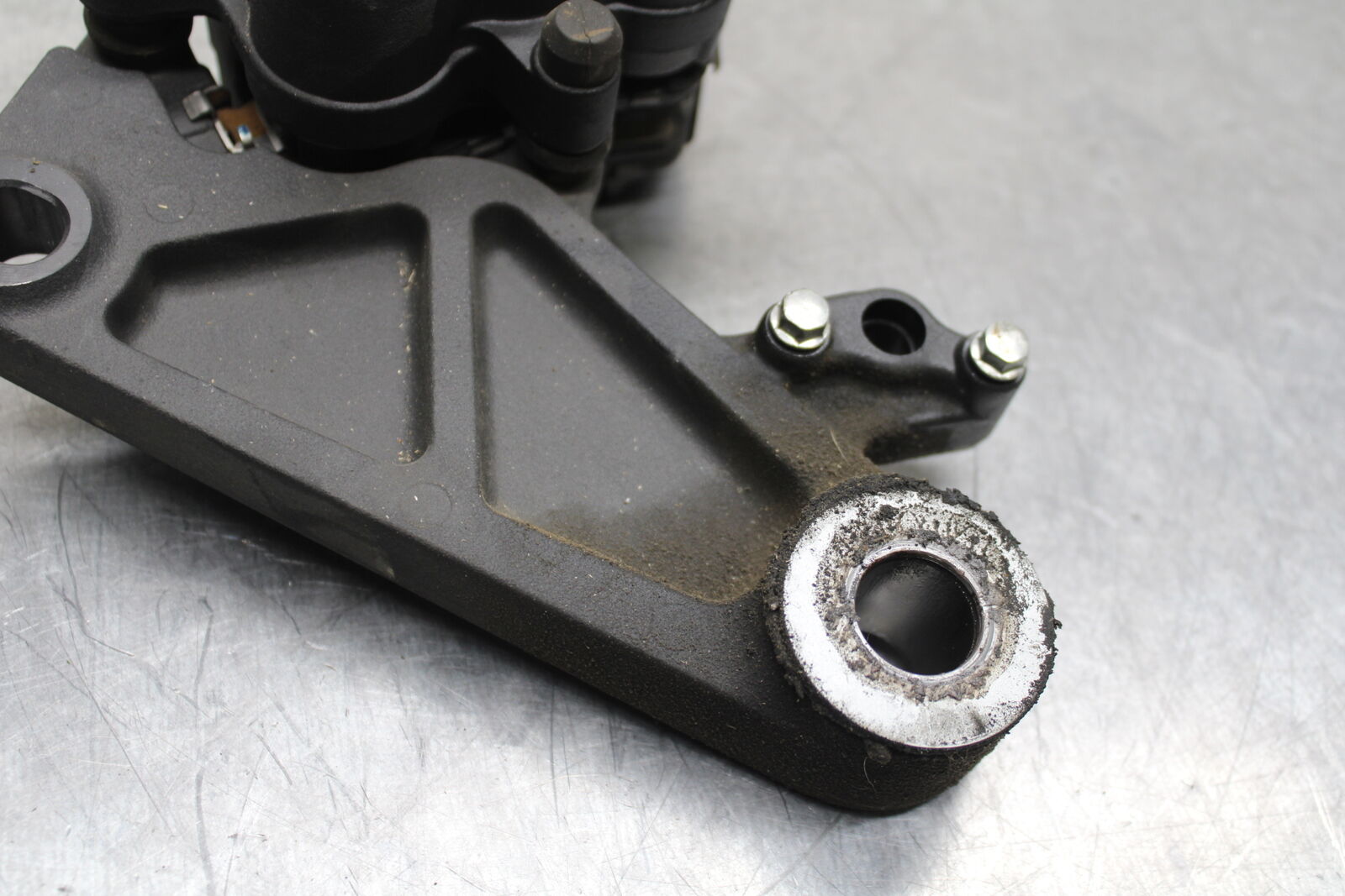 14 HONDA CTX1300A REAR BACK BRAKE CALIPER W MOUNT BRACKET BB732