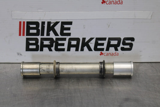 08 KAWASAKI ZX6R FRONT WHEEL RIM AXLE PIVOT BOLT BB896