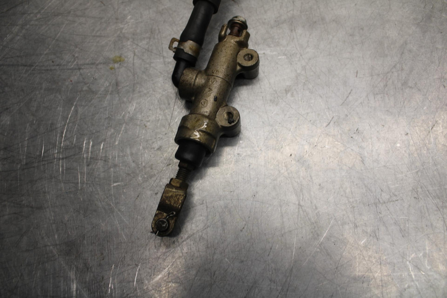 1996 Kawasaki Ninja 600R ZX600C REAR BACK BRAKE MASTER CYLINDER W RESERVOIR BB35