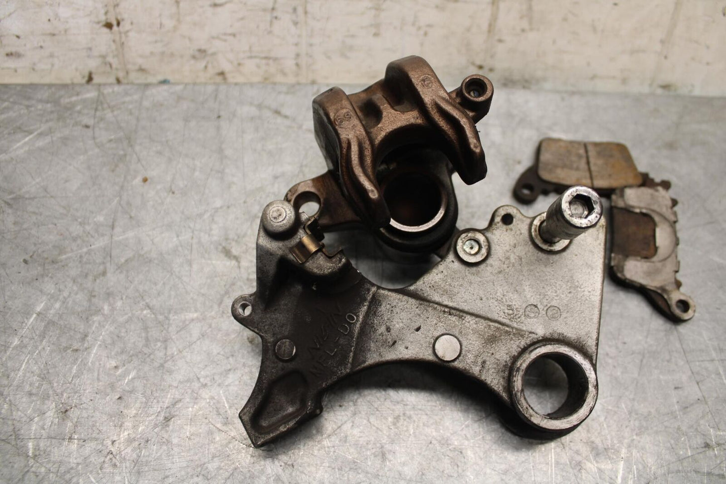 2016 Honda CBR1000RR REAR BACK BRAKE CALIPER W MOUNT BRACKET BB530