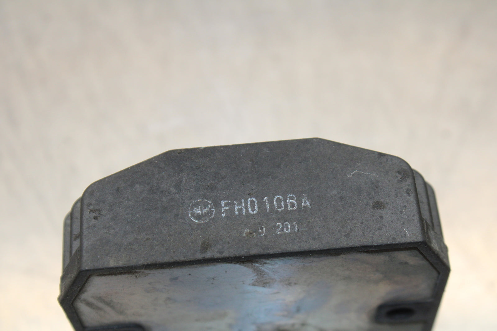 04-05 KAWASAKI NINJA ZX10R RECTIFIER VOLTAGE REGULATOR BB163