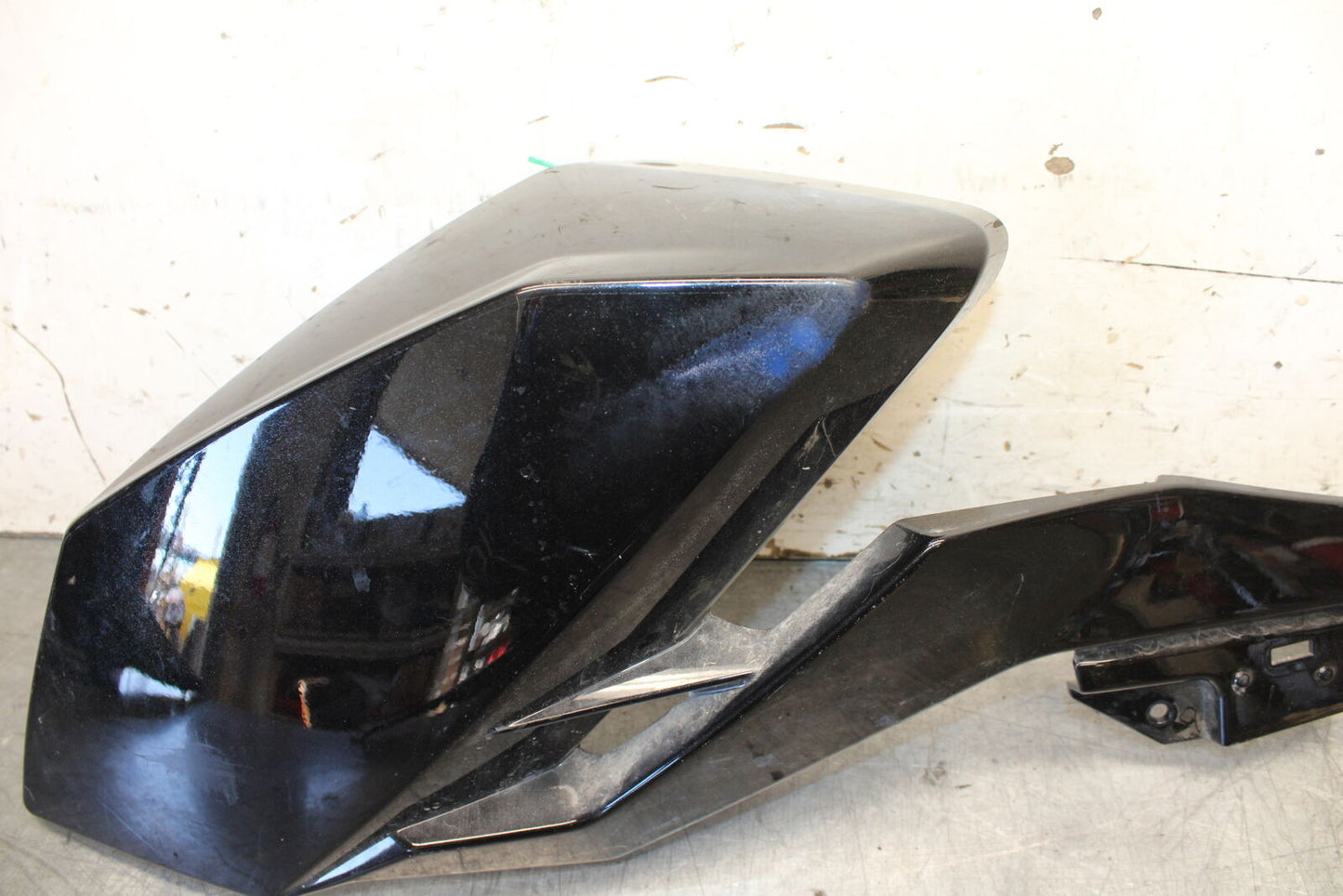 19-22 KAWASAKI Z400 LEFT RIGHT FRONT UPPER MID SIDE FAIRING COWL PLASTIC BB708