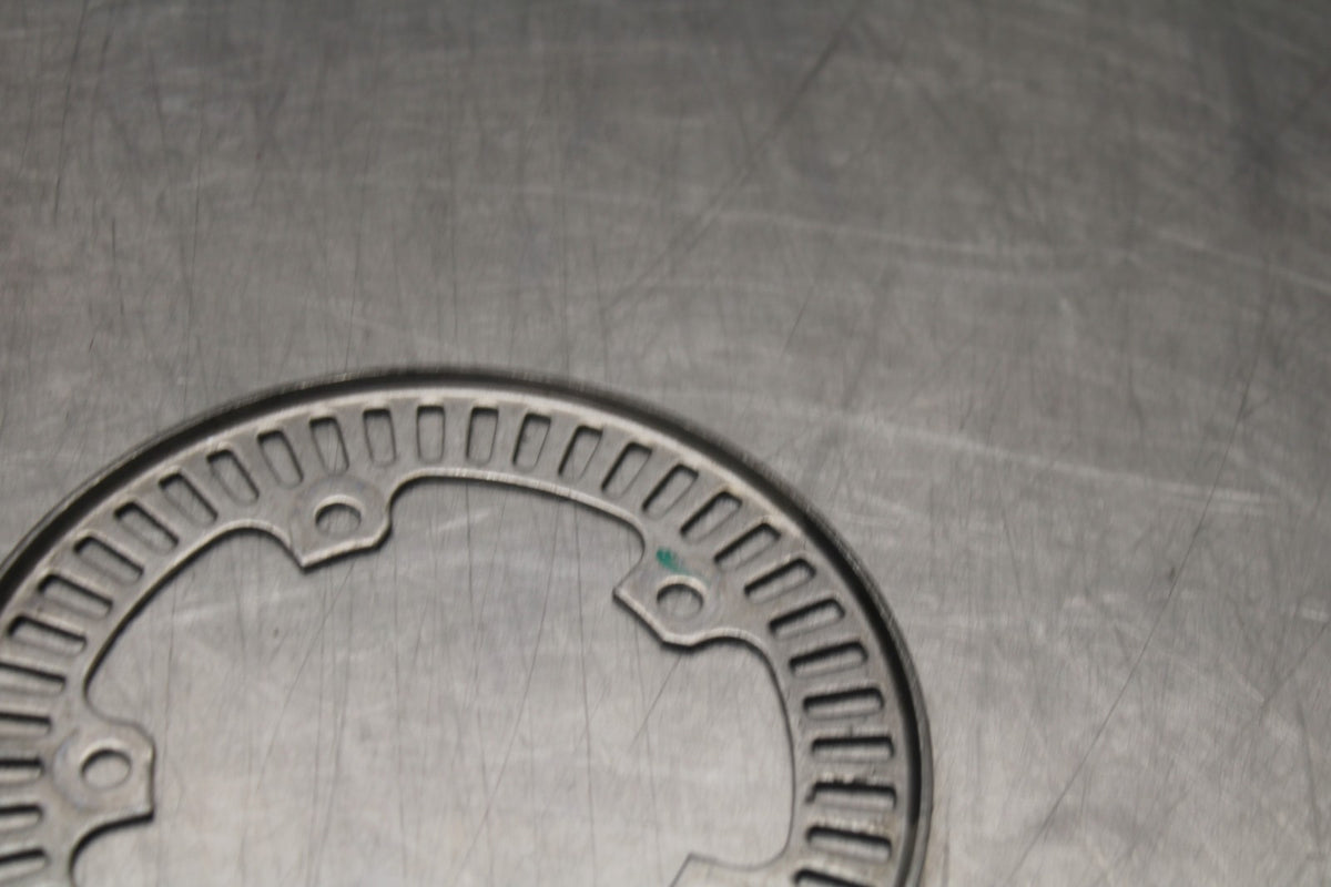 20-23 BMW F900R REAR BACK WHEEL ABS BRAKE RING DISC BB923