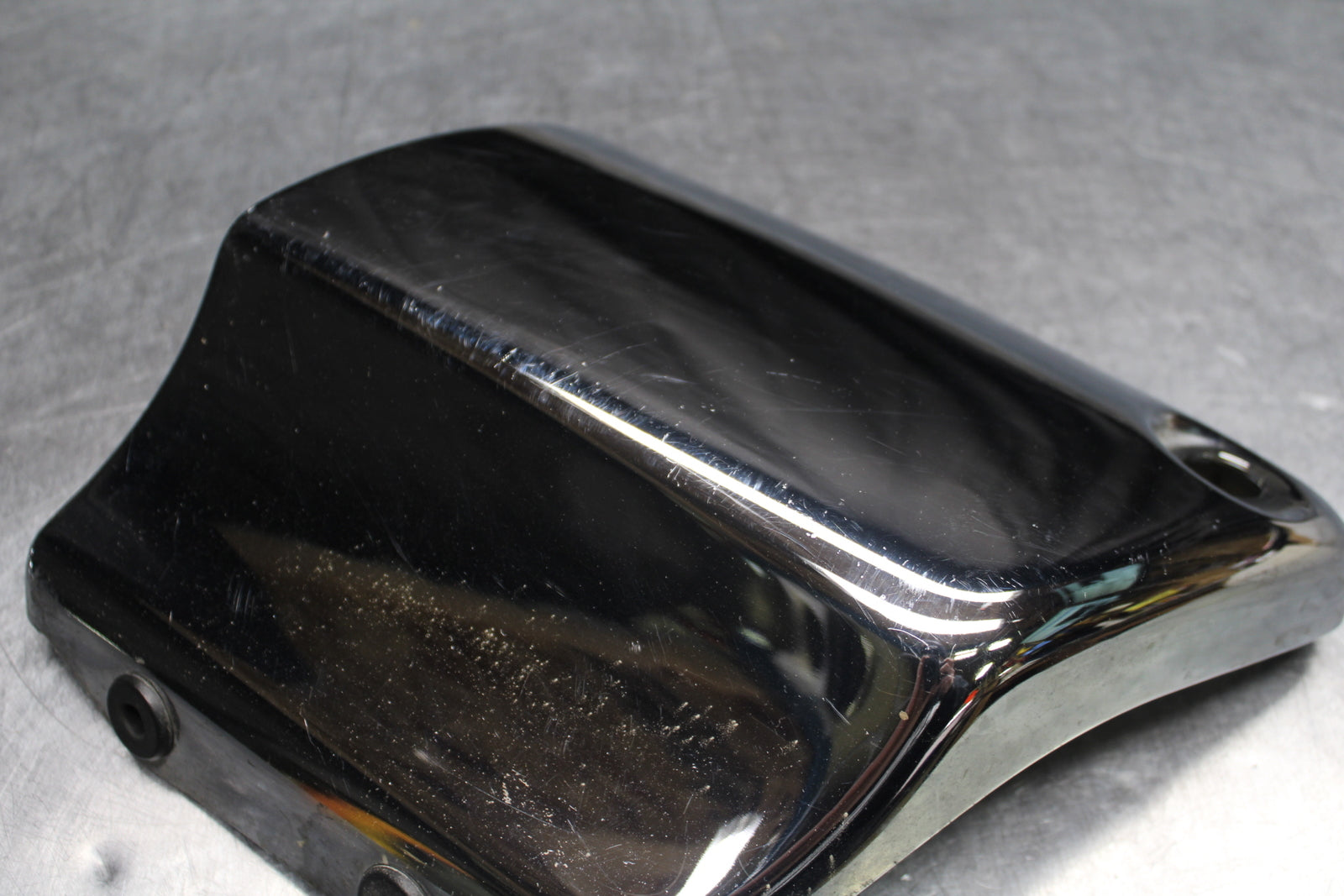 00 SUZUKI INTRUDER 1500 VL1500 ENGINE COVER BB761
