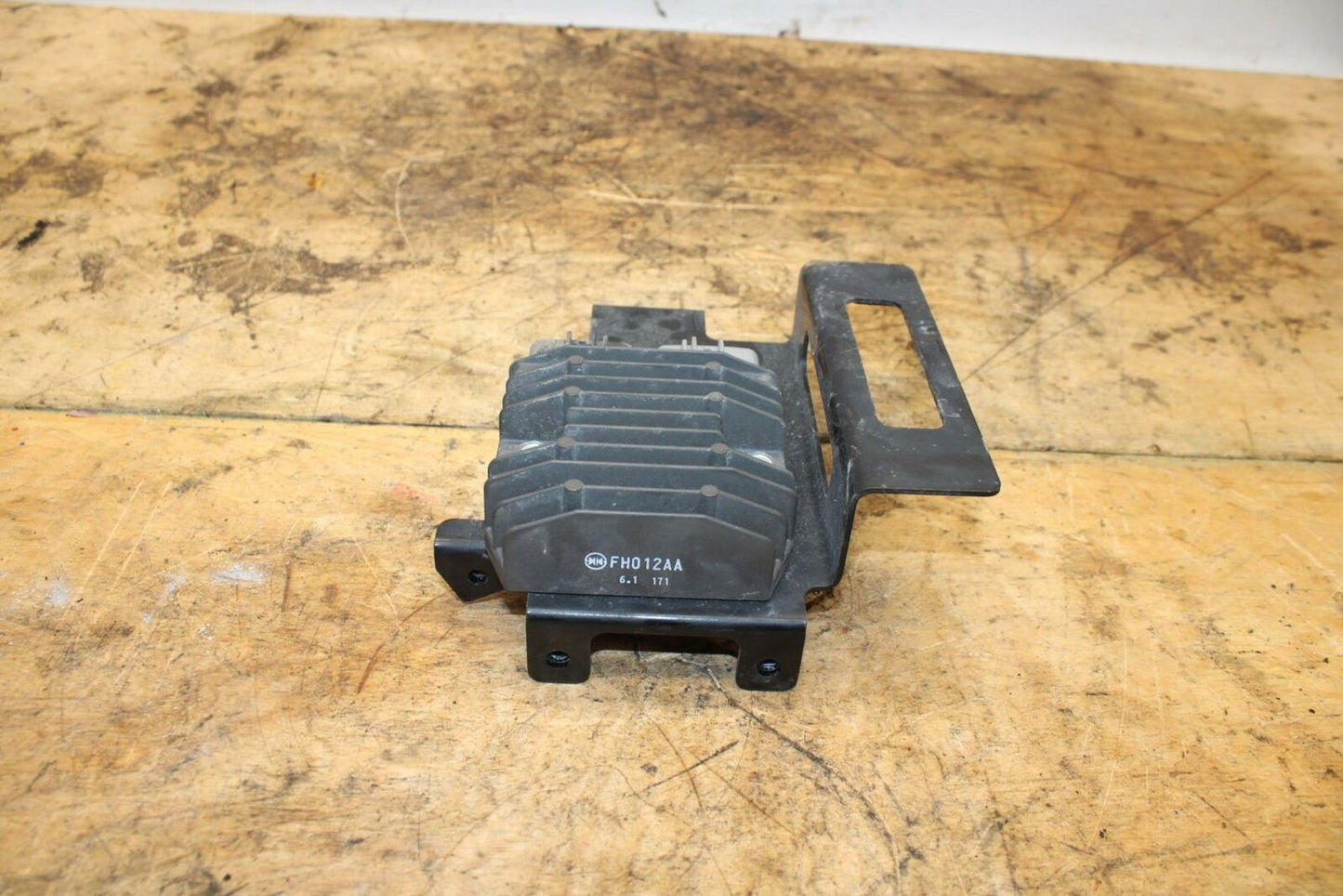 06-15 YAMAHA FZ1 RECTIFIER VOLTAGE REGULATOR BB326