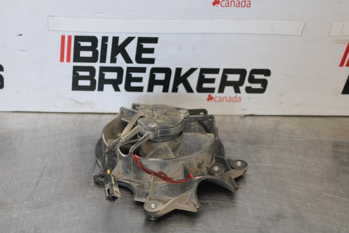 04 BUELL FIREBOLT XB12R ENGINE RADIATOR COOLING FAN BB903