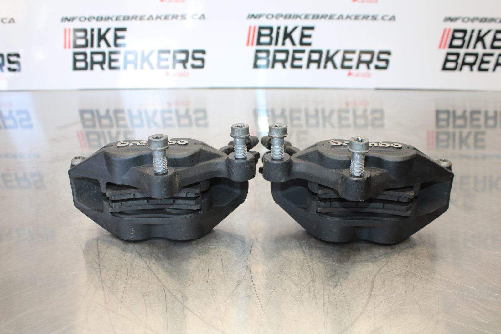 06-12 BMW F800ST RIGHT LEFT FRONT BRAKE CALIPER SET PAIR CALIPERS BB144