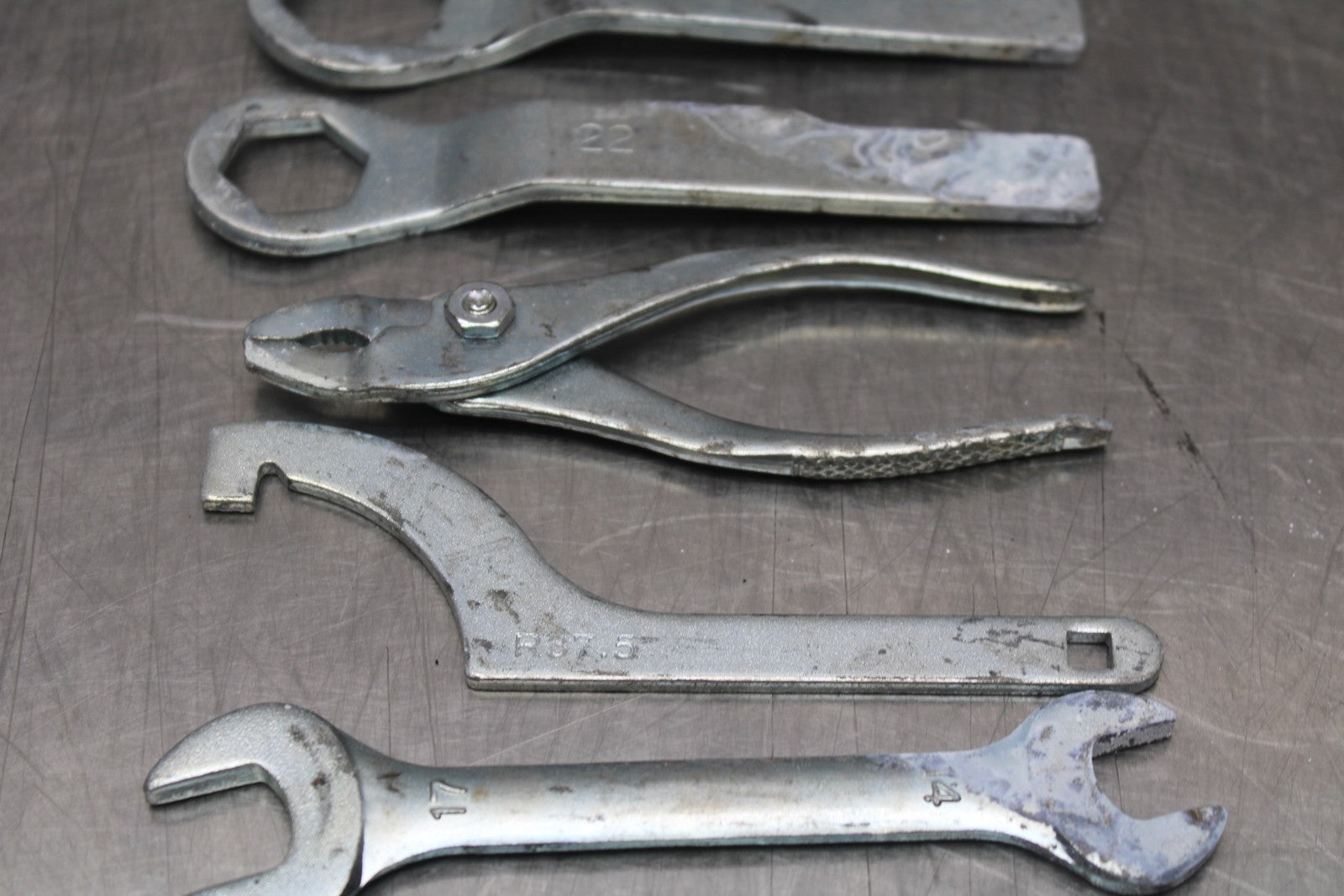 09-10 KAWASAKI ER-6N STOCK TOOLS OEM TOOL BAG KIT SET BB205