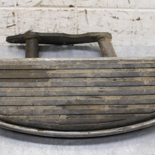 2005 Kawasaki Vulcan 1500 VN1500N Classic LEFT FRONT FOOT PEG BOARD BB576