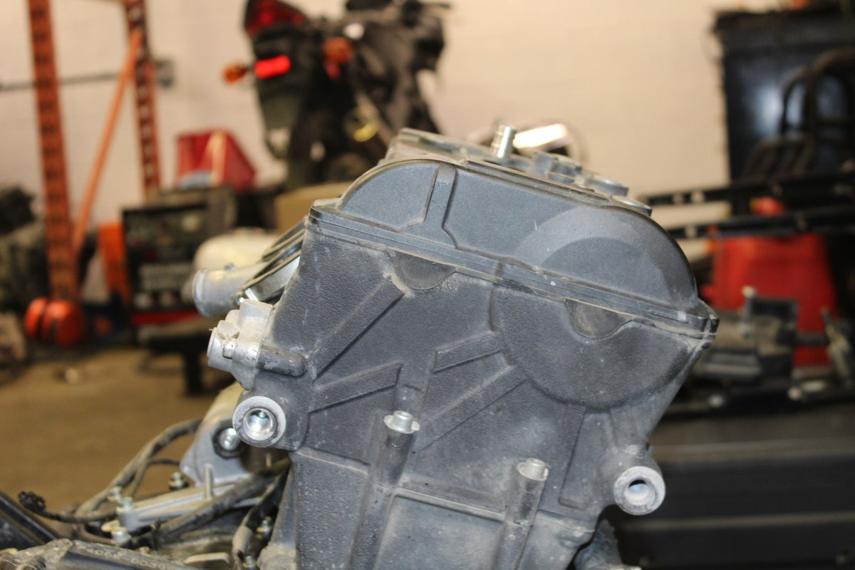 18 YAMAHA SUPER TENERE ENGINE MOTOR BB832