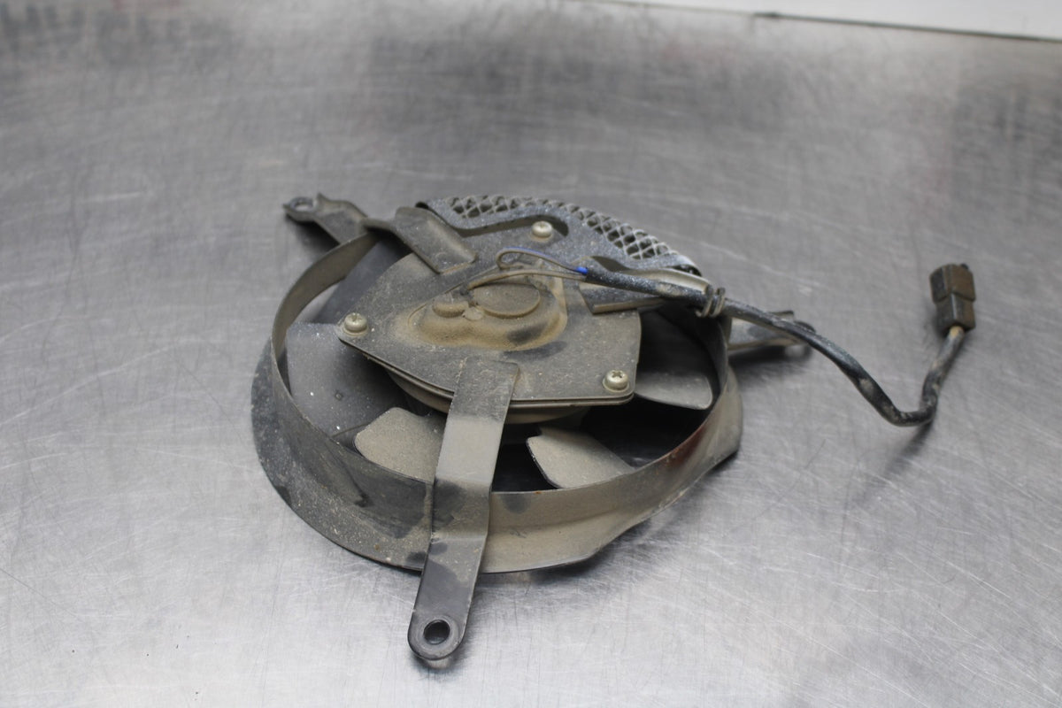 01-03 SUZUKI GSXR600 ENGINE RADIATOR COOLING FAN BB841