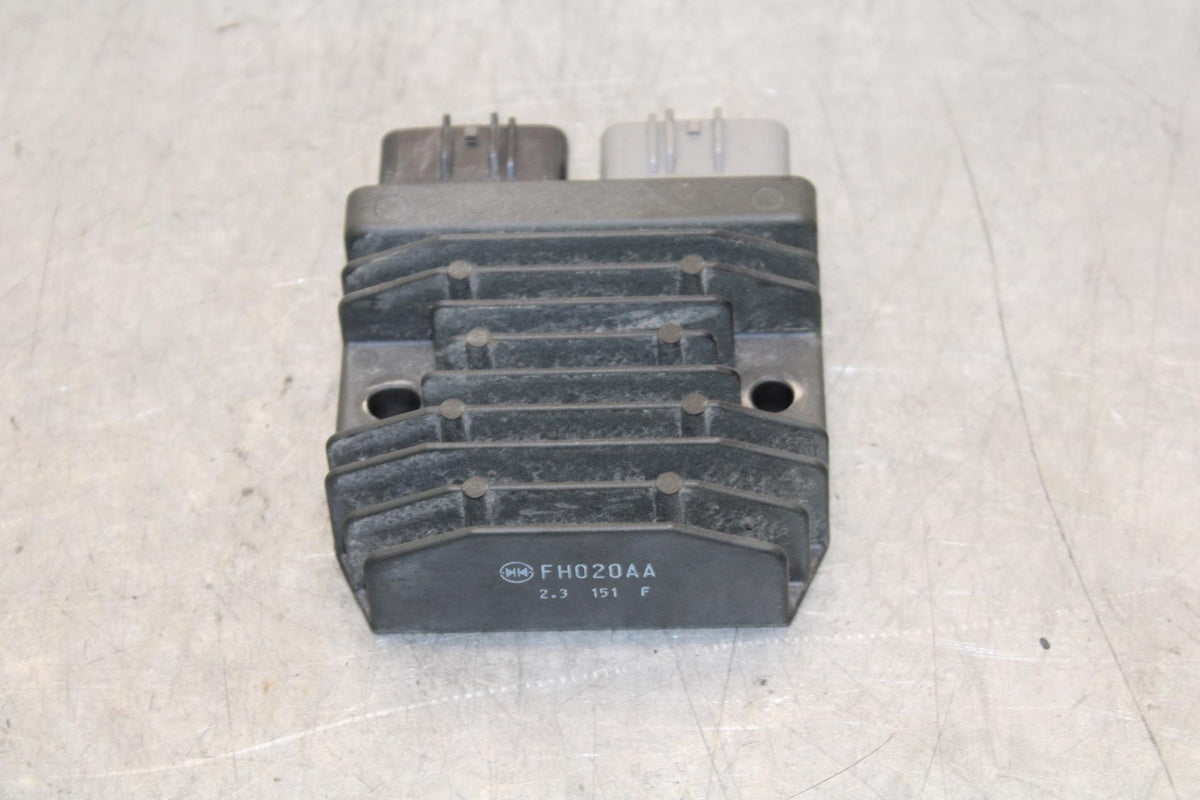 2012 Yamaha FZ8 RECTIFIER VOLTAGE REGULATOR BB550