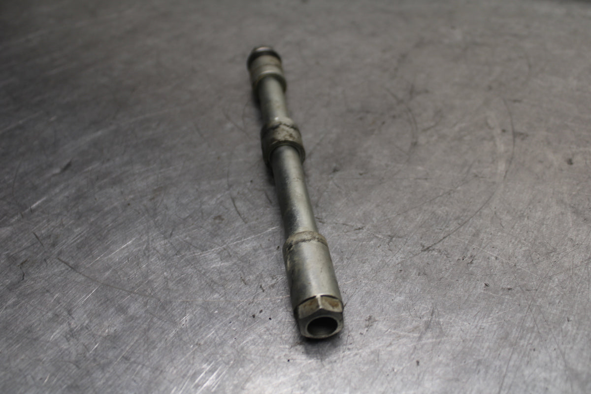 15-19 HONDA CBR300R FRONT WHEEL RIM AXLE PIVOT BOLT  BB112