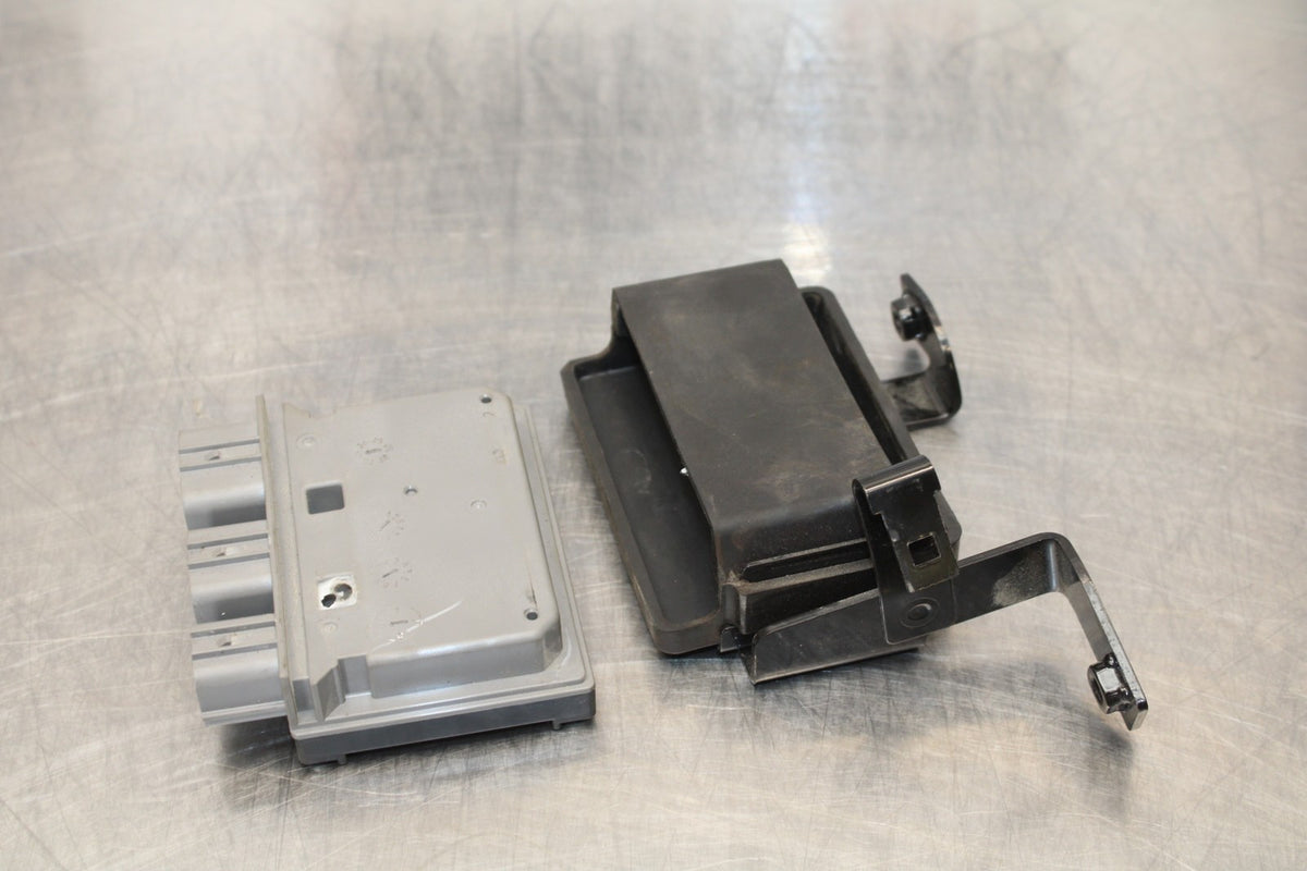24-25 KAWASAKI NINJA ZX4R RELAY ASSEMBLY BB174