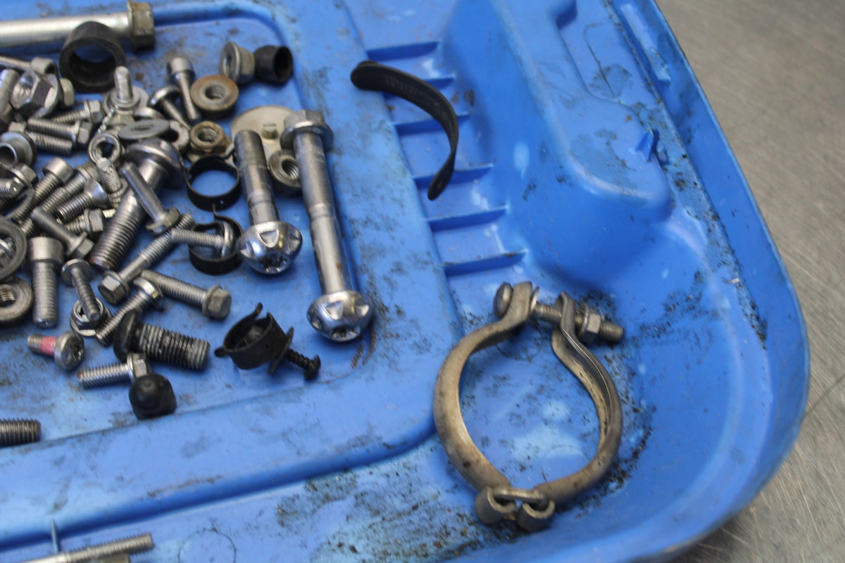 20 TRIUMPH STREET TRIPLE 765 MOUNTING BOLTS HARDWARE SCREWS BB864