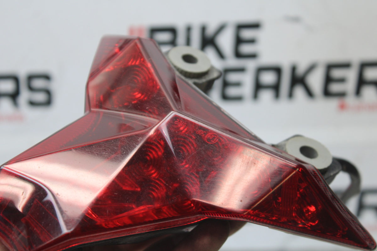 23-26 KAWASAKI NINJA ZX4RR REAR TAIL TAILLIGHT BACK BRAKE LIGHT BB898