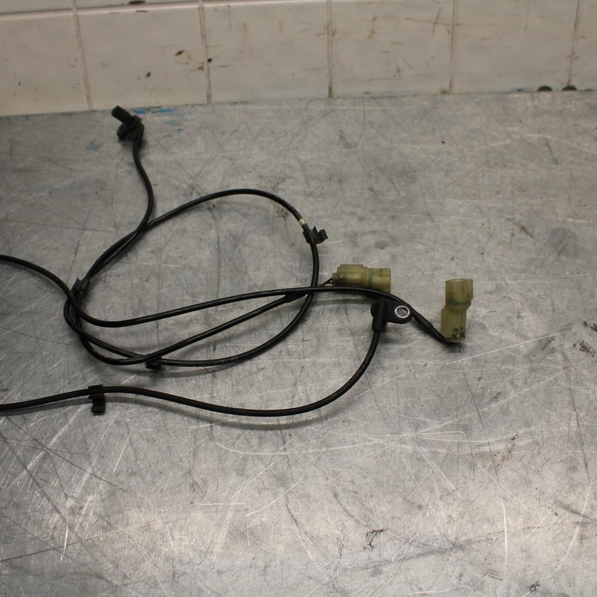 14-15 TRIUMPH STREET TRIPLE R FRONT  REAR ABS BRAKE SENSOR BB441