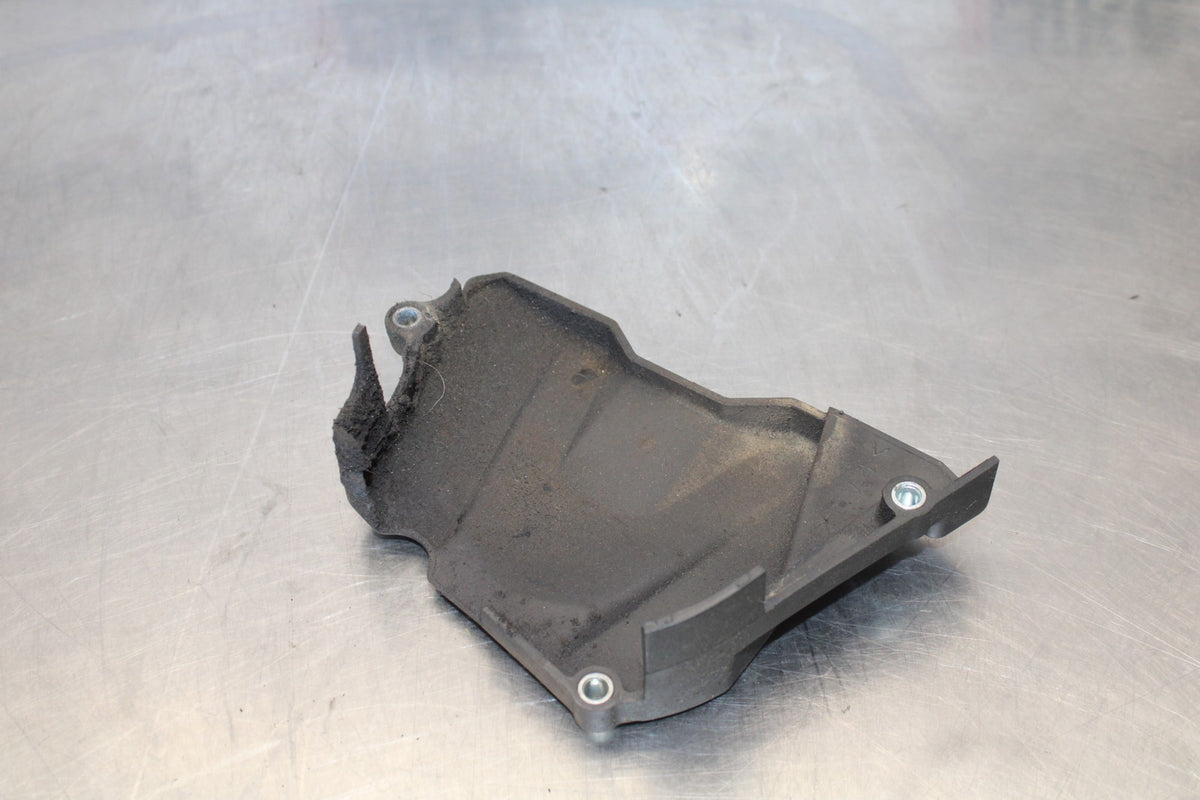 03-04 YAMAHA YZF R6 ENGINE SPROCKET COVER BB890