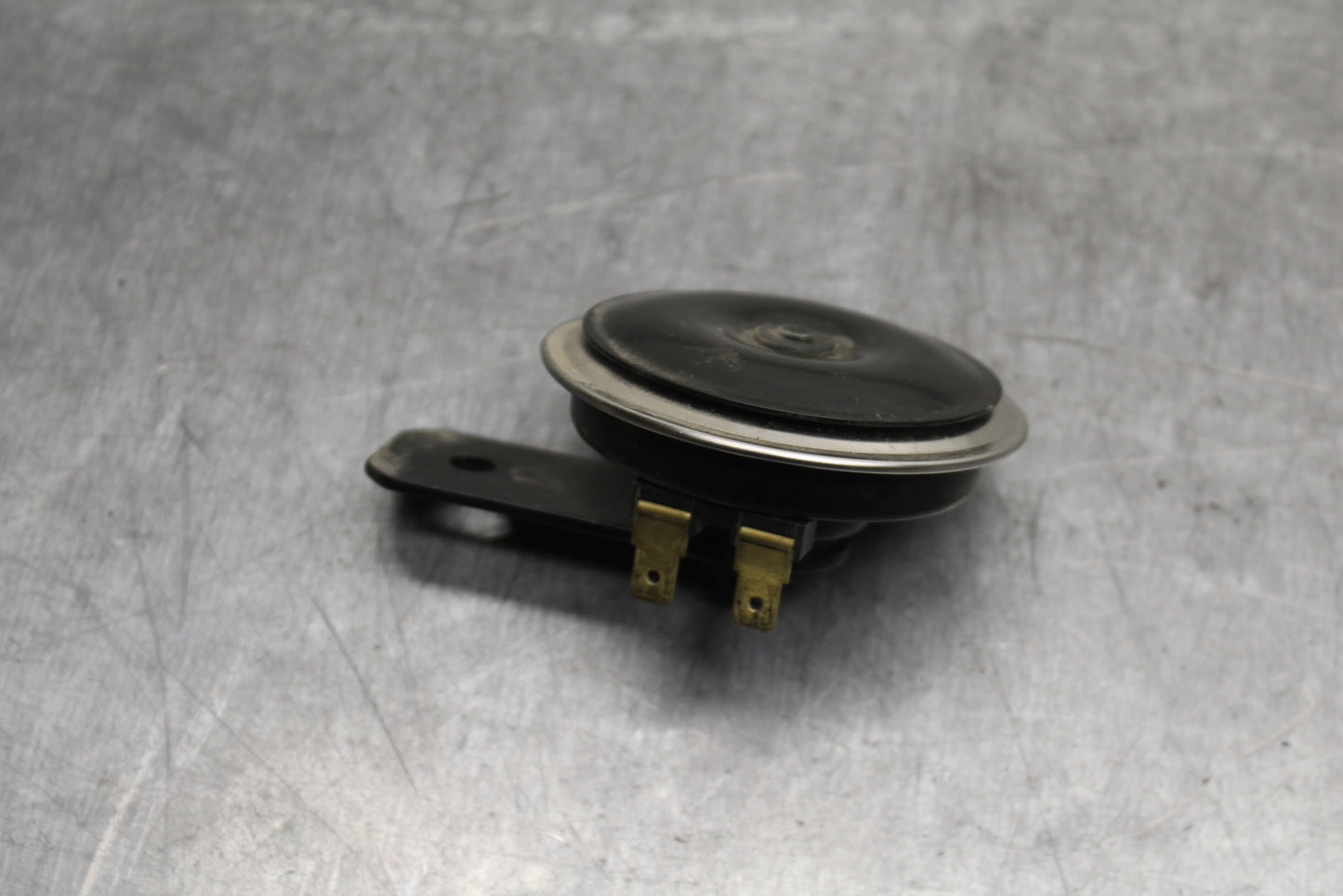 18-24 KAWASAKI NINJA 650 HORN SIGNAL BB725