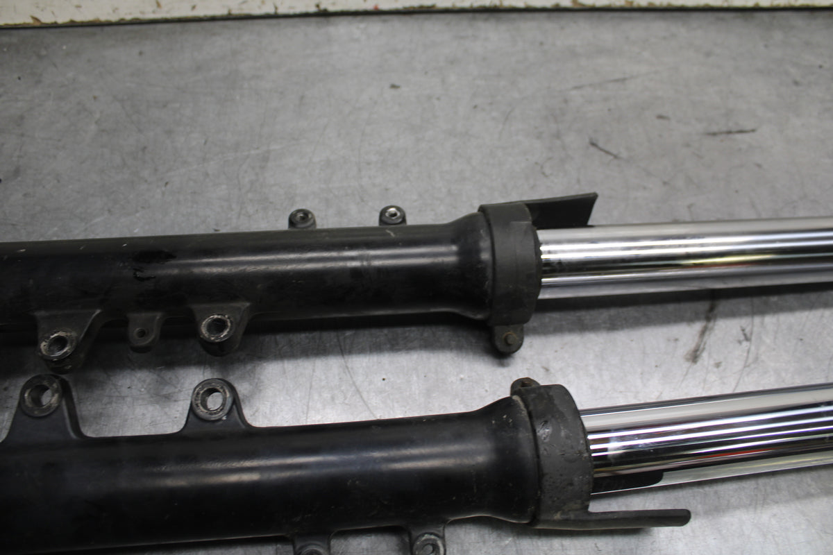 03-04 TRIUMPH DAYTONA 600 FRONT FORKS SHOCK SUSPENSION SET PAIR BB745