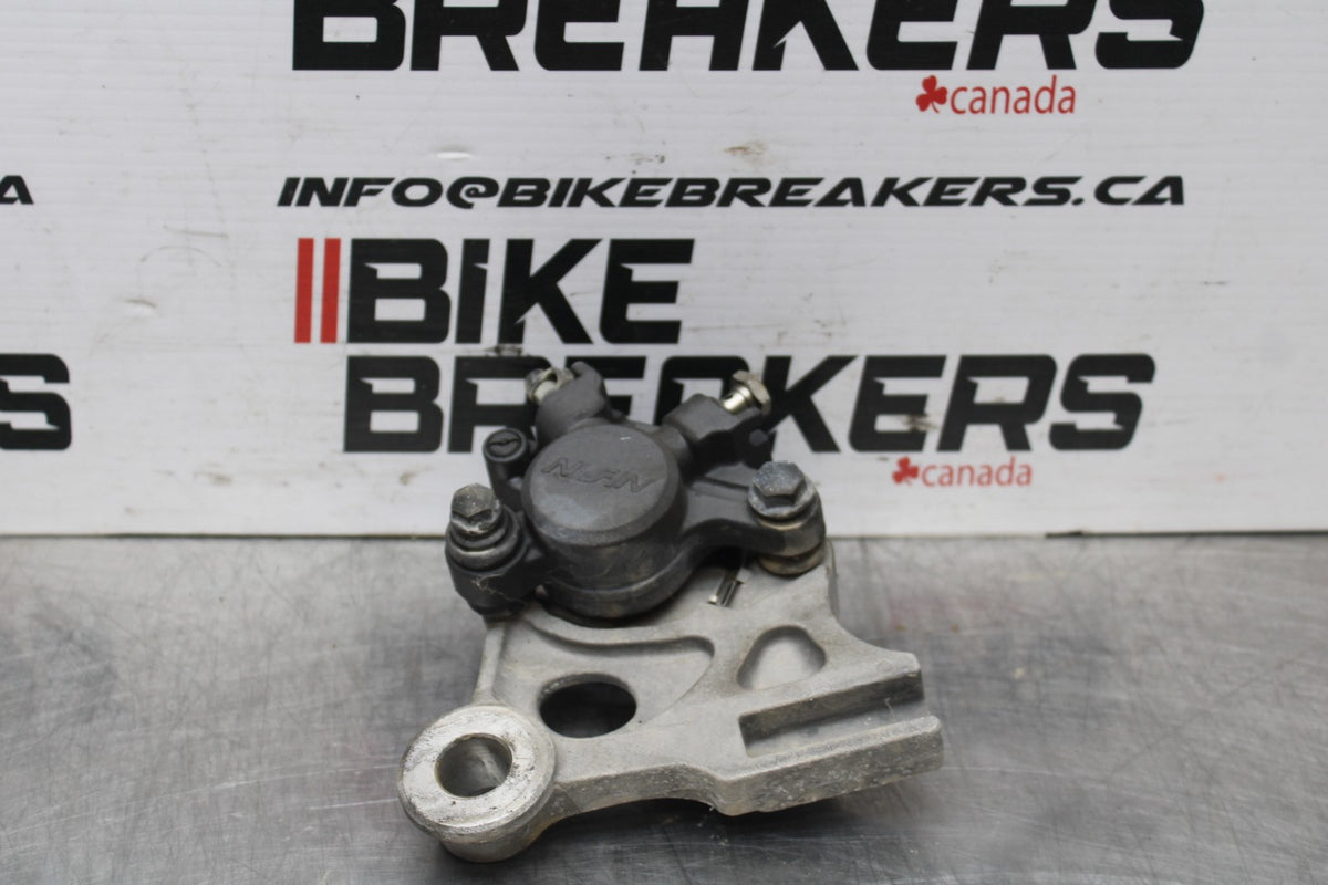 98-05 HONDA SUPER HAWK 1000 VTR1000F REAR BRAKE CALIPER W MOUNT BRACKET BB821