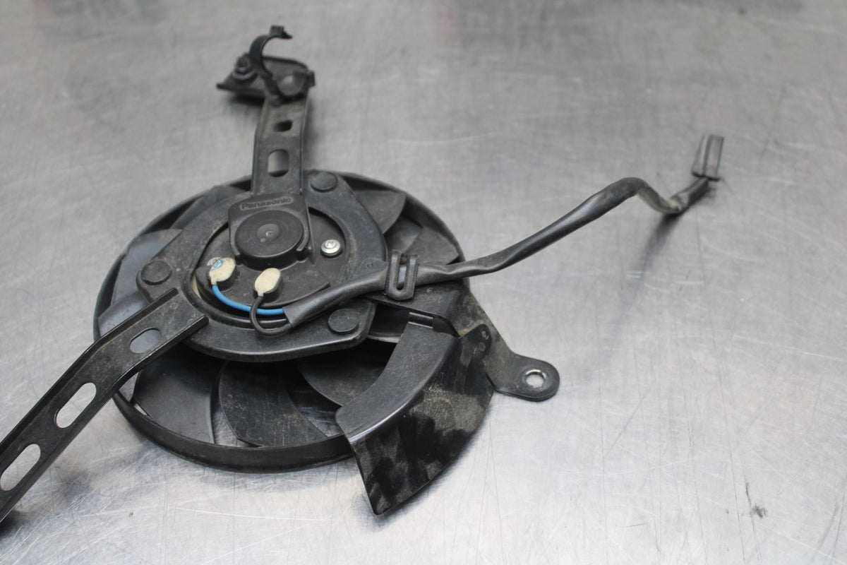 14-17 YAMAHA FZ07 ENGINE RADIATOR COOLING FAN BB766