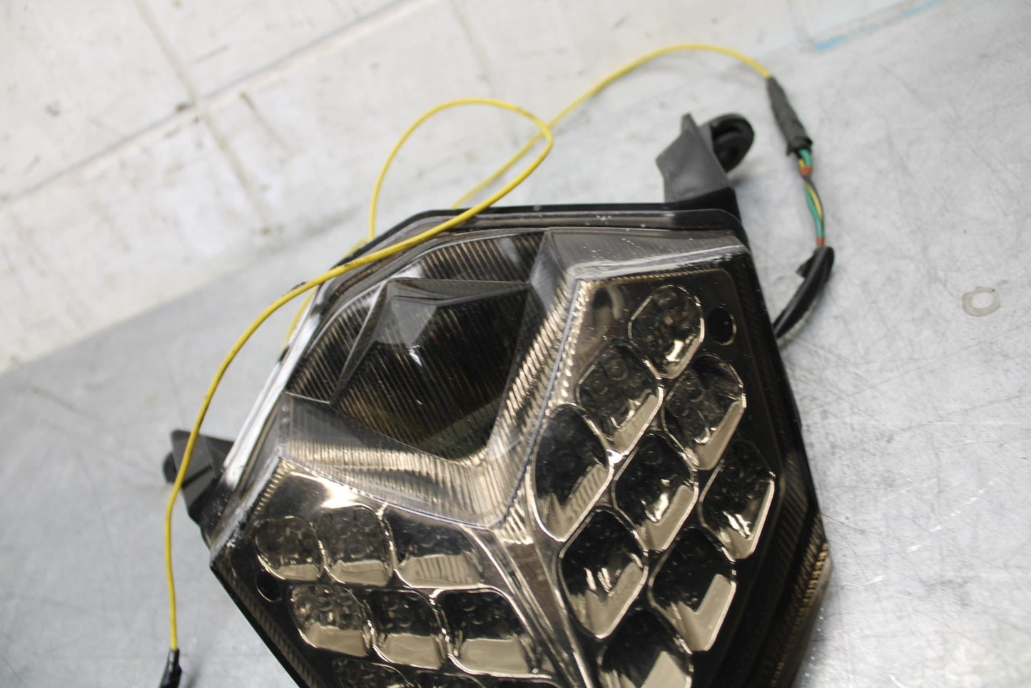 2008 Kawasaki Ninja ZX10R  AFTERMARKET INTEGRATED REAR TAIL TAILLIGHT BB524