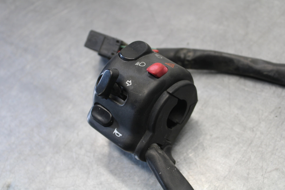 01-06 TRIUMPH TIGER 955I LEFT CLIP ON HANDLE HORN SIGNALS SWITCH BB693