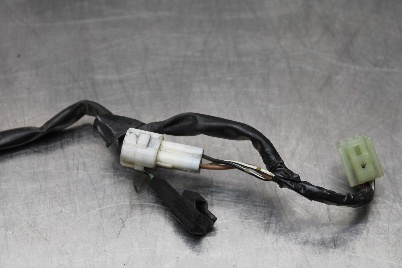 06-07 SUZUKI GSXR 600 TAIL LIGHT WIRING HARNESS MOTOR WIRE LOOM BB178