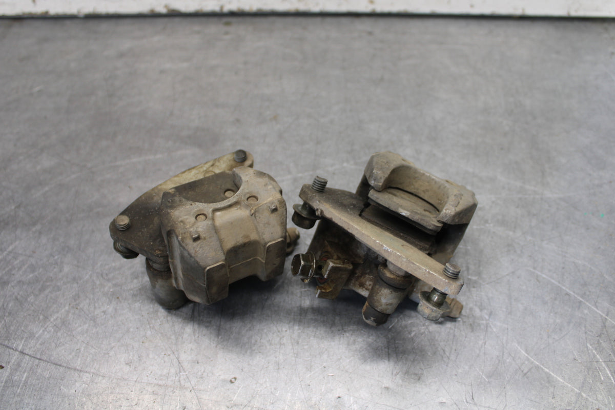 01-05 YAMAHA RAPTOR 660R LEFT RIGHT FRONT BRAKE CALIPER BB695