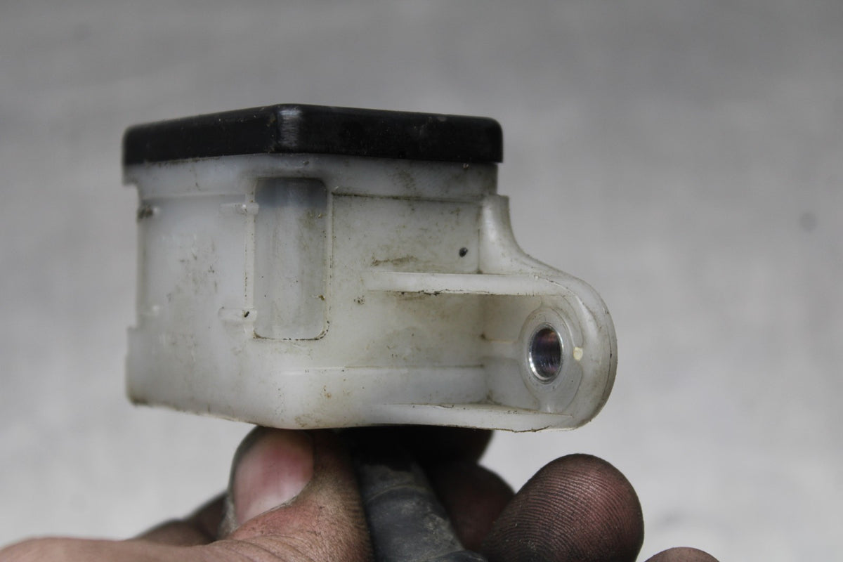 18 HONDA CB500F REAR BACK BRAKE MASTER CYLINDER W RESERVOIR BB861