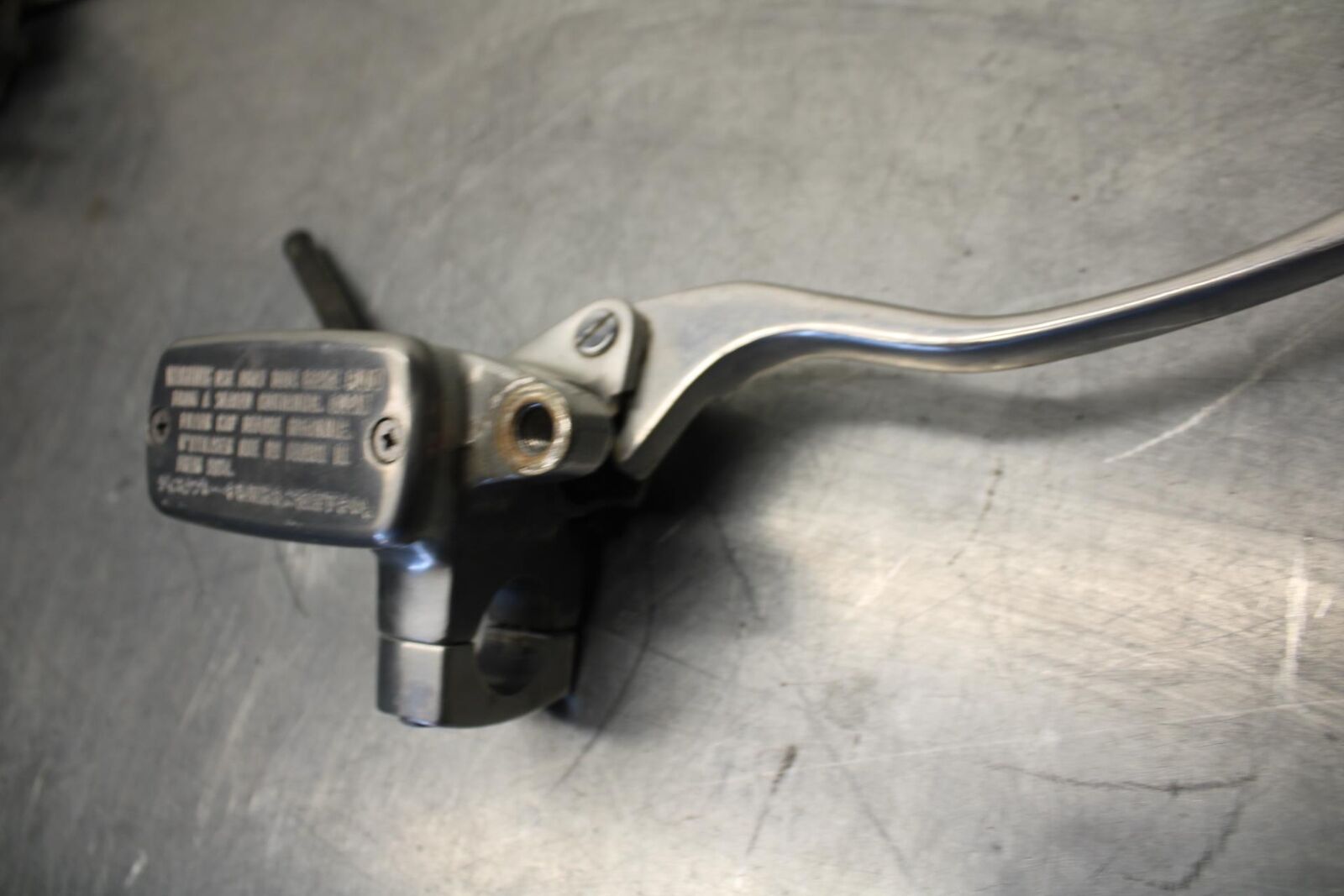  01-02 HONDA SHADOW SPIRIT 750 FRONT BRAKE MASTER CYLINDER BB632