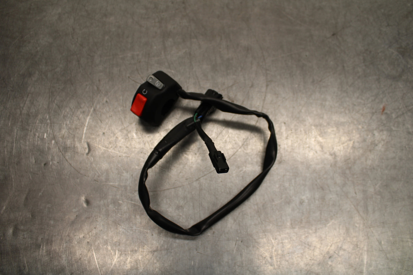 12-25 KAWASAKI NINJA ZX14R NEW!! RIGHT HANDLE KILL OFF START SWITCH BB757